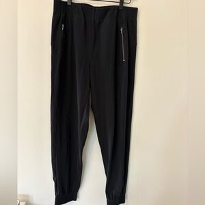 Athleta Cosmic Jogger in black - size Medium Tall